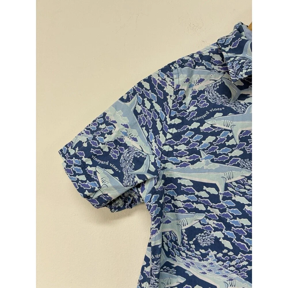 Vineyard Vines Boys Sz Medium 8/10 Collard Button Up With Sharks & Fish